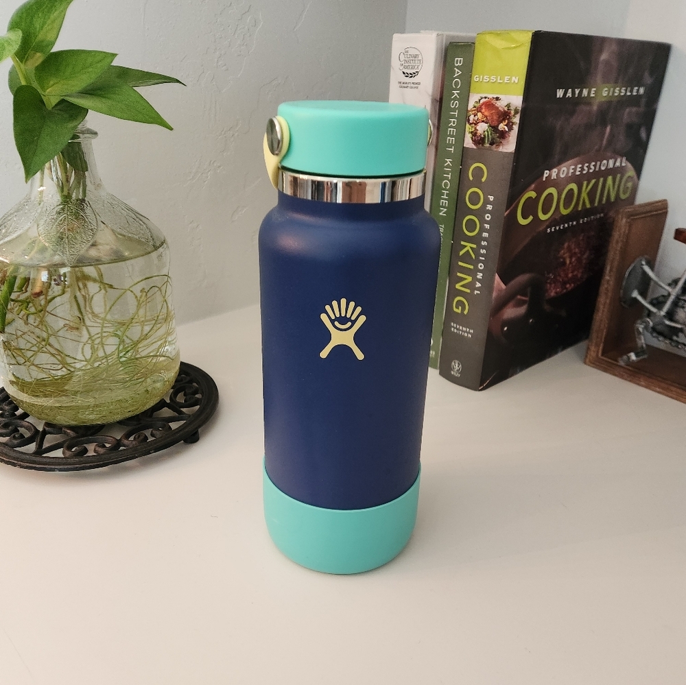 Hydroflask 32 oz Appalachian Trail Bottle